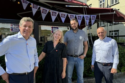 Stortinget ber regjeringen utarbeide nasjonal agritech-strategi
